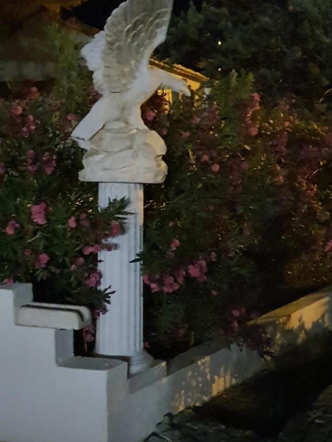 Saint-Raphaël Villa Louisiane מראה חיצוני תמונה